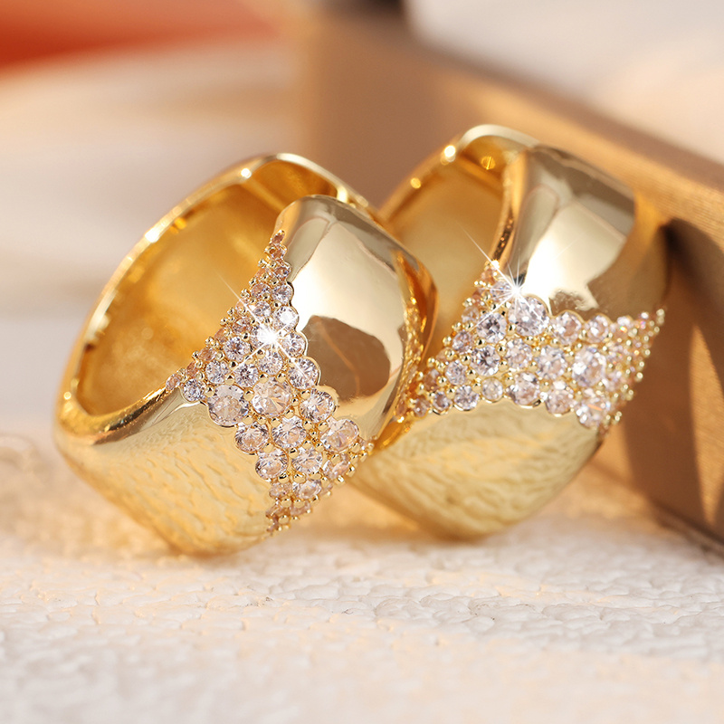 Women's Elegant Luxury Round Earrings with Zirconia